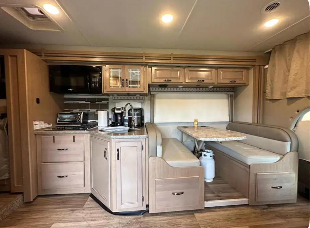 Private Cozy R/V , For Your Enjoyment Tamiami 외부 사진